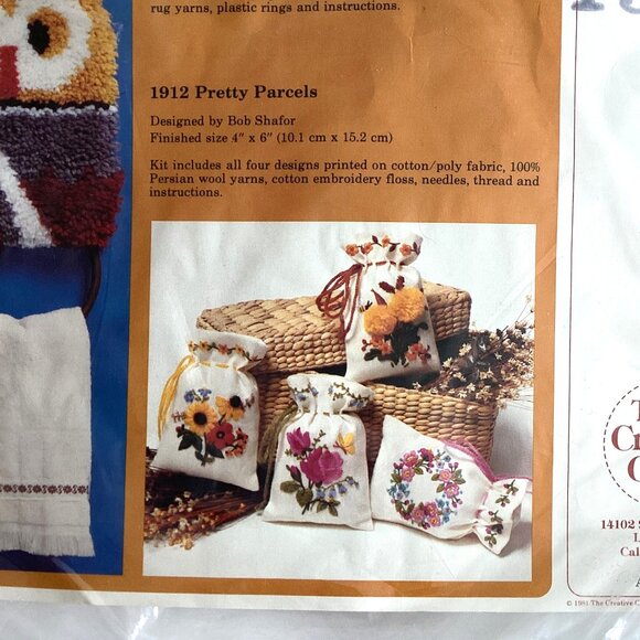Vintage The Creative Circle Embroidery Kit # 1912 Pretty Parcels Floral Sachets - Picture 2 of 4